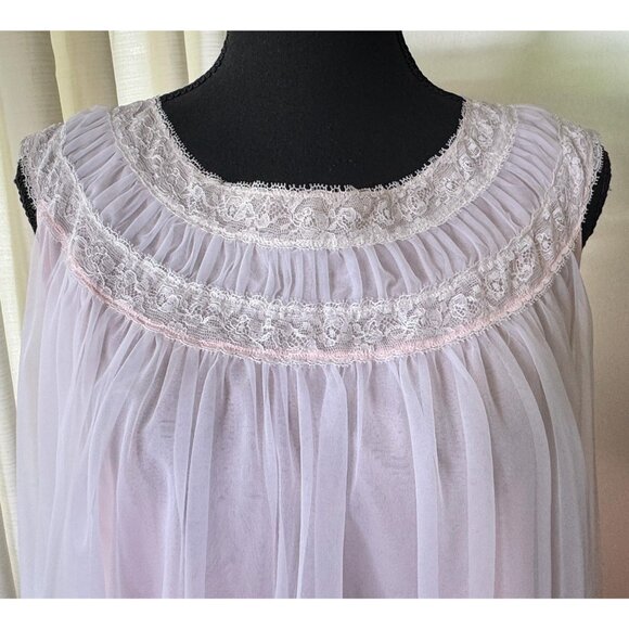 Vintage 1960s chiffon babydoll, pastel pink, nightgown, lace yoke, sleeveless - Picture 3 of 9